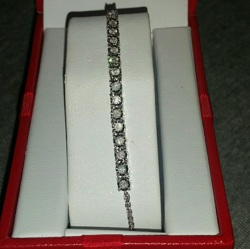 Diamond bracelet